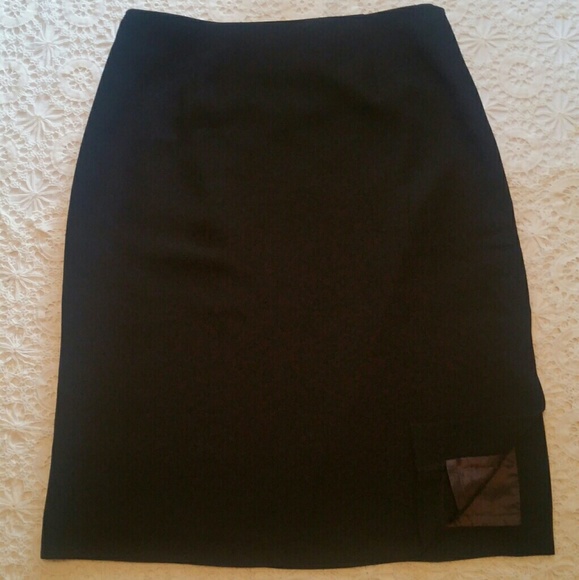Black A-Line Skirt, by Michelle, Sz 6 - Picture 1 of 7